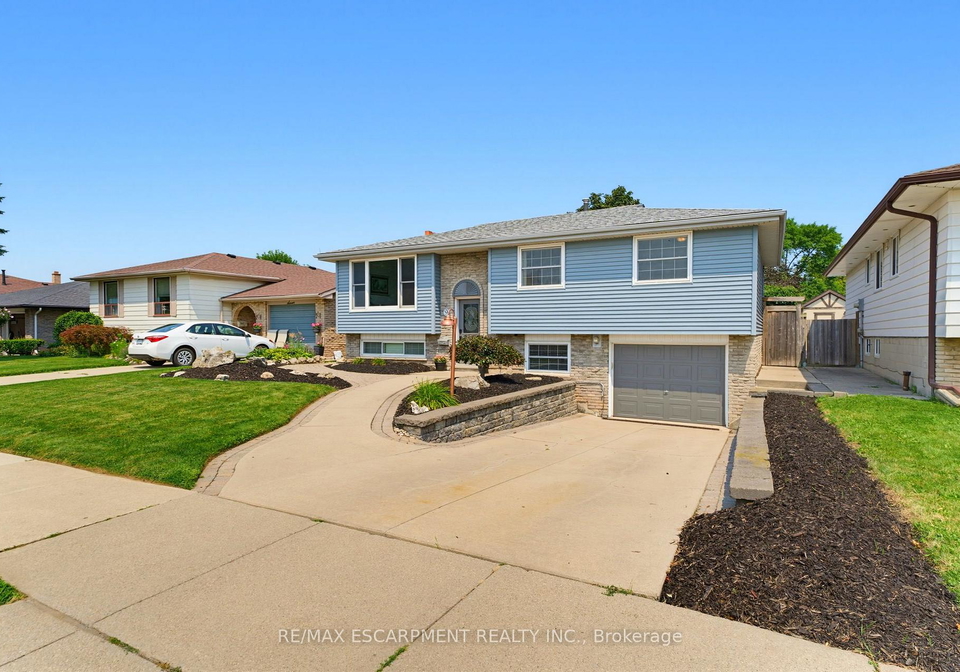 9-carpenter-avenue-hamilton-ontario-x13669354