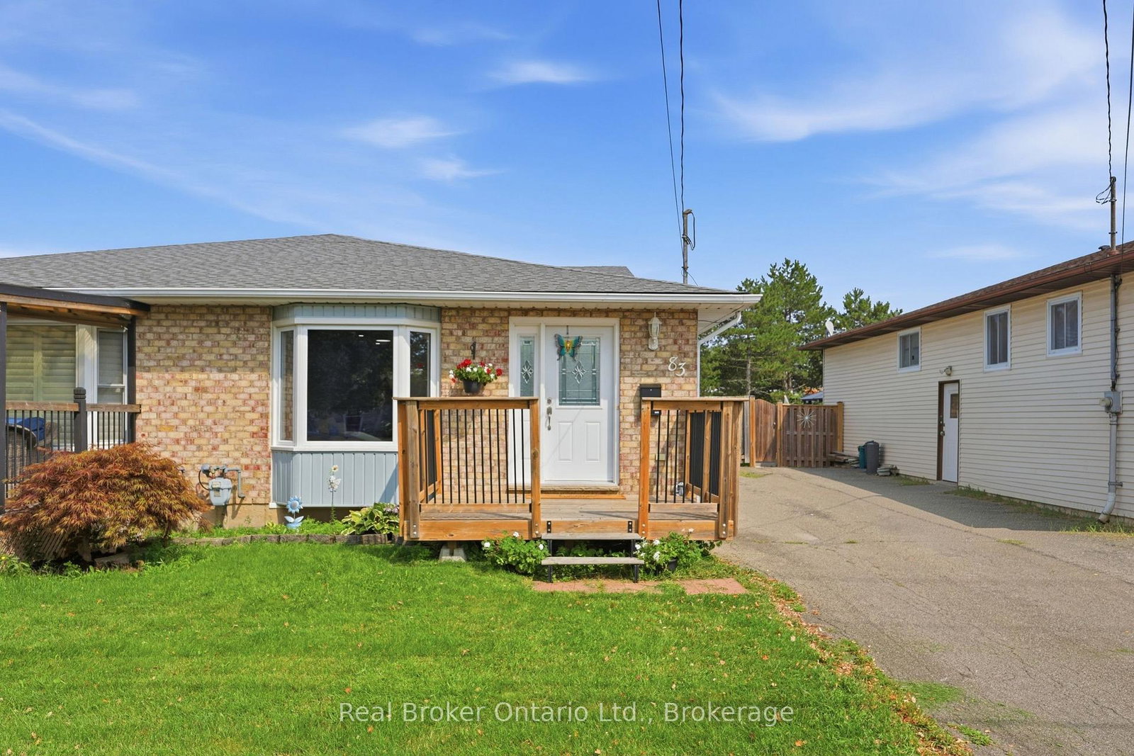 83-commercial-street-welland-ontario-x13669658