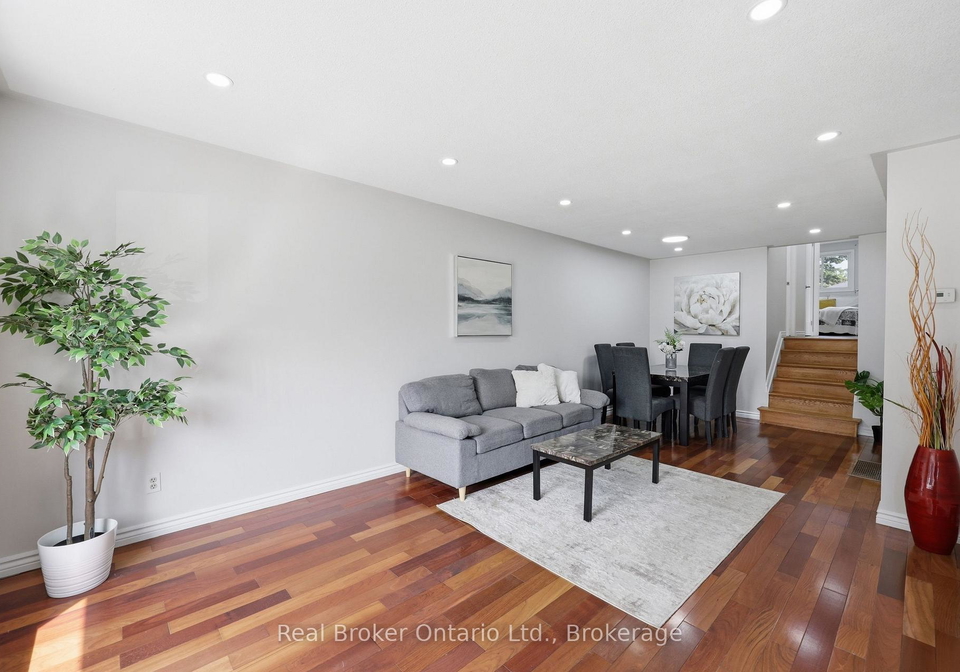 83-commercial-street-welland-ontario-x13669658