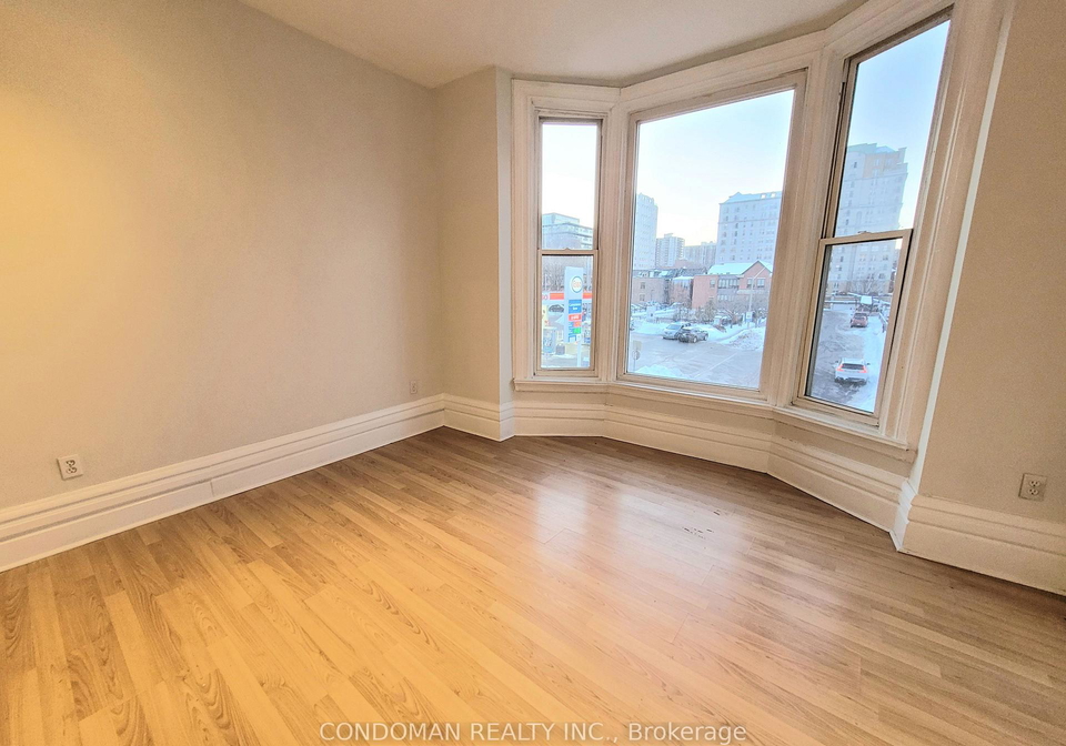 139-12-john-street-s-hamilton-ontario-x13669690