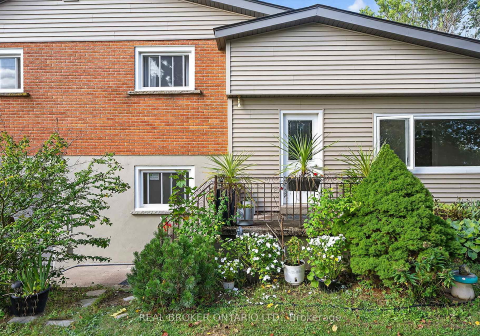 312-old-guelph-road-hamilton-ontario-x13669712