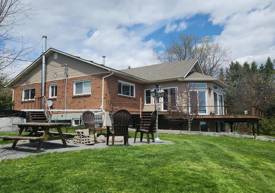 136-hollowview-road-stirling-rawdon-ontario-x13669738