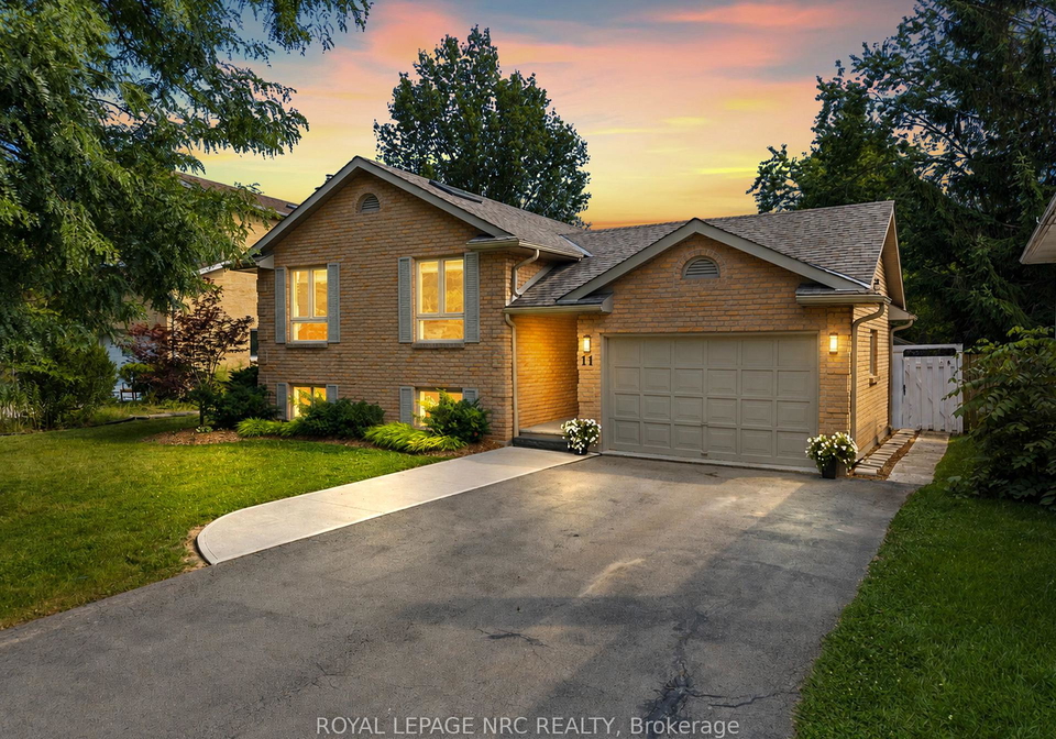 11-village-court-welland-ontario-x13669744