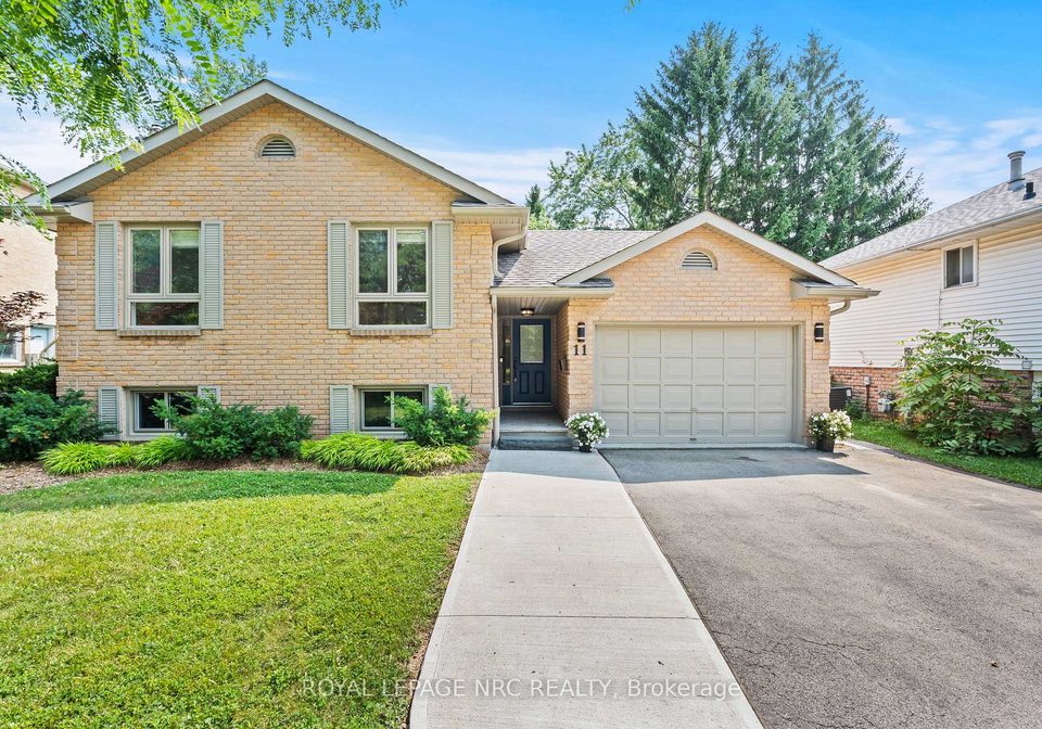 11-village-court-welland-ontario-x13669744
