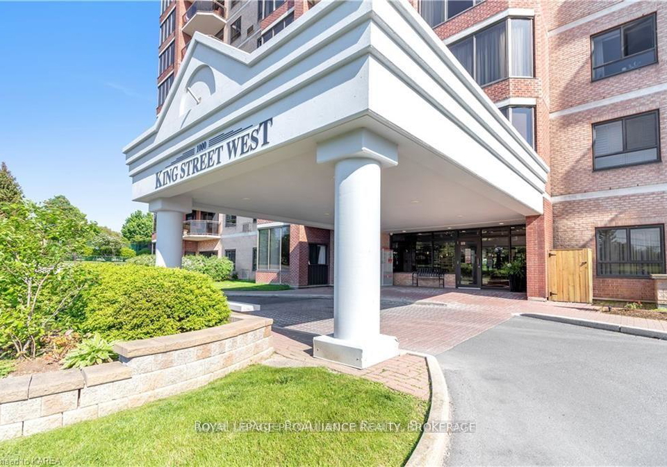 1000-king-street-w-kingston-ontario-x13669758