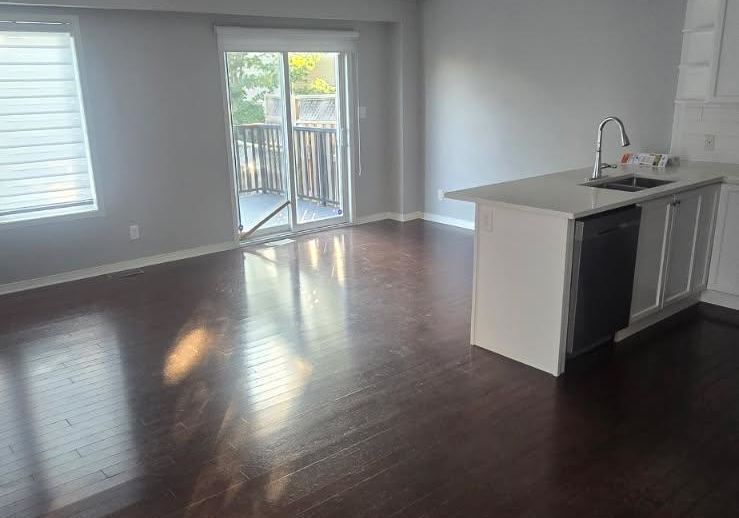1596-crimson-crescent-kingston-ontario-x13669788