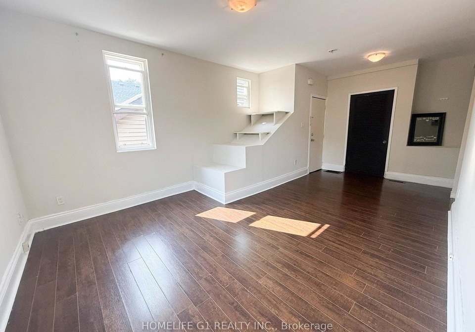 288-hunter-street-w-hamilton-ontario-x13669814