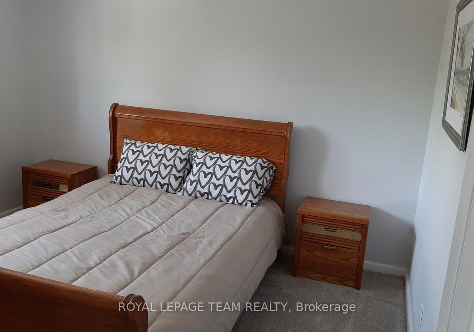 1015-pinecrest-road-ottawa-ontario-x13669888