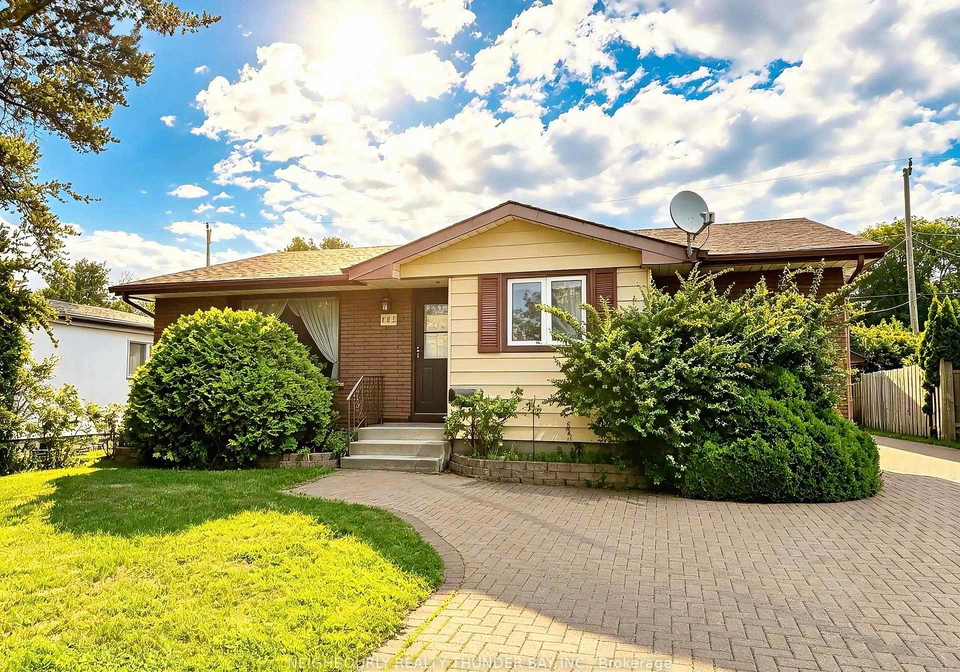 782-john-street-thunder-bay-ontario-x13669910