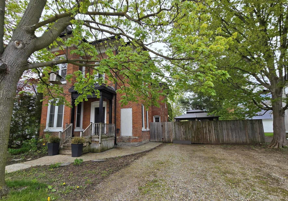 11-maple-street-w-aylmer-ontario-x13670226