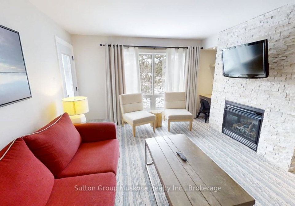 1235-deerhurst-drive-huntsville-ontario-x13670516