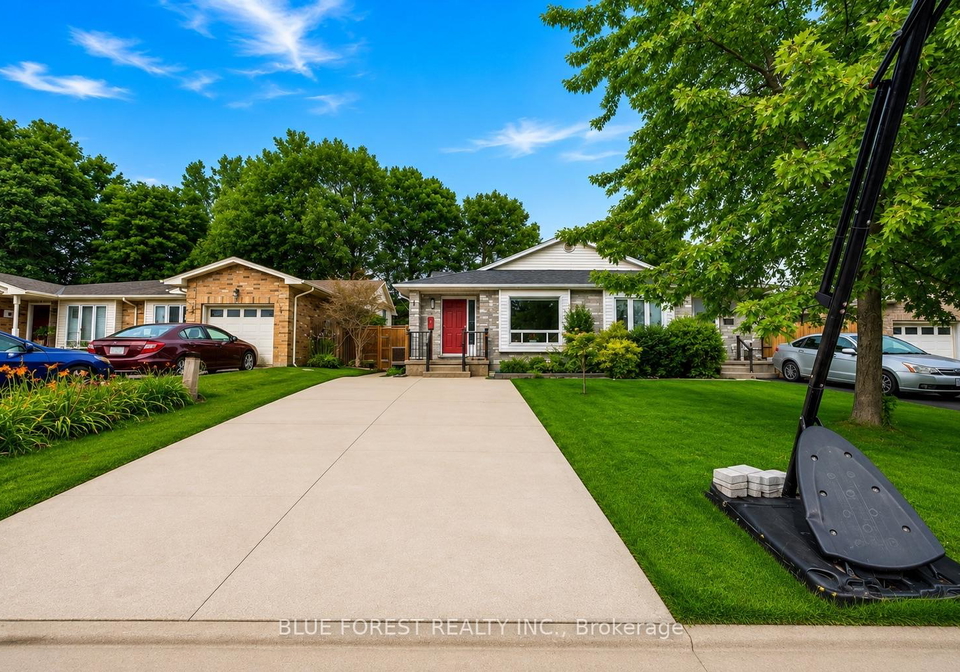 38-folkstone-court-london-east-ontario-x13670644