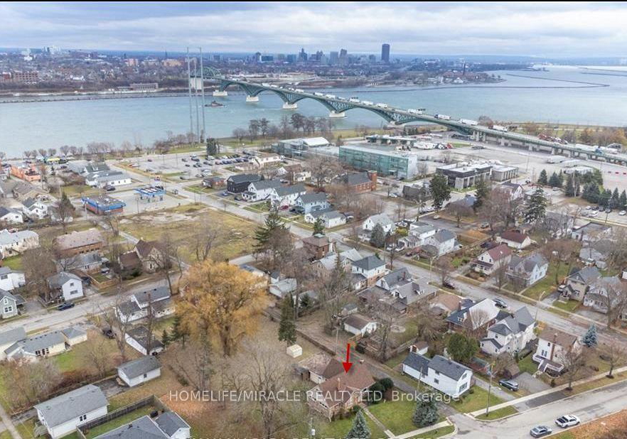 17-goderich-street-fort-erie-ontario-x13670646