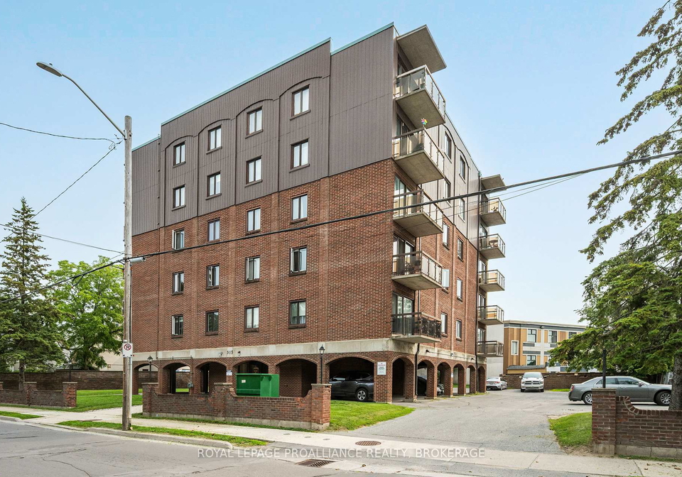 315-regent-street-kingston-ontario-x13670652