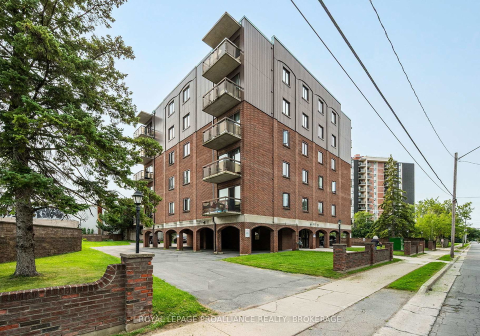 315-regent-street-kingston-ontario-x13670652