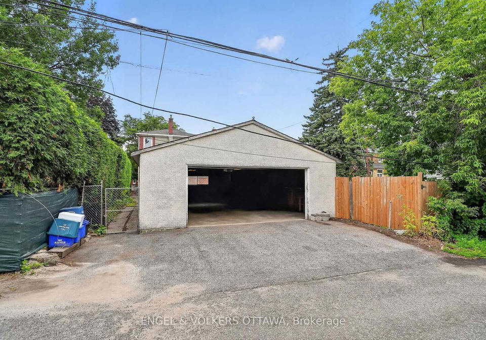 127-bayswater-avenue-ottawa-ontario-x13670672
