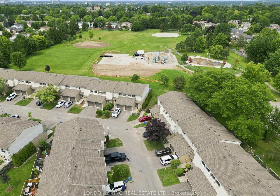 193-deveron-crescent-london-south-ontario-x13670728