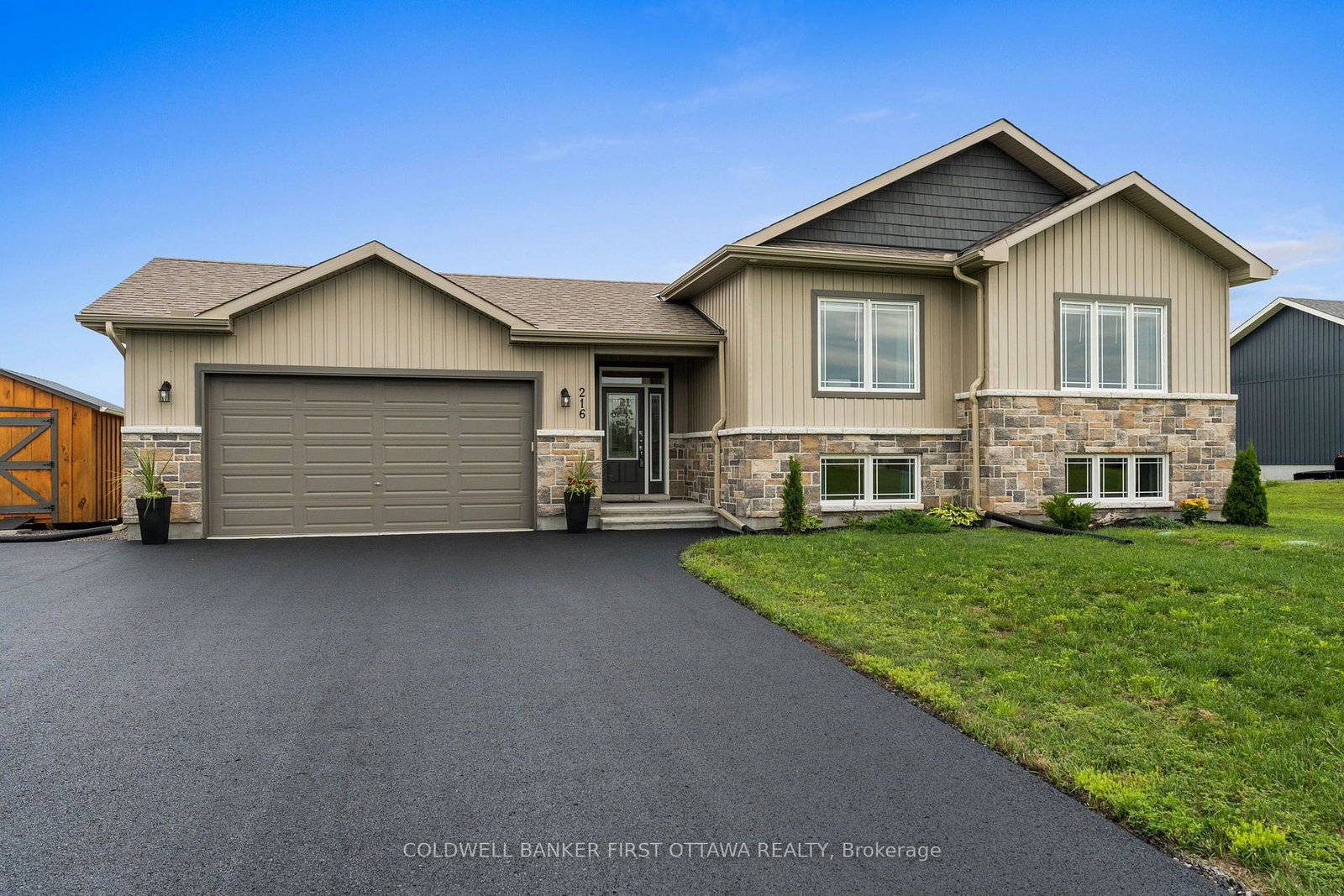 216-owen-lucas-street-mcnabbraeside-ontario-x13670778