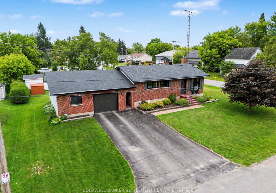 14-baynes-street-perth-ontario-x13670788