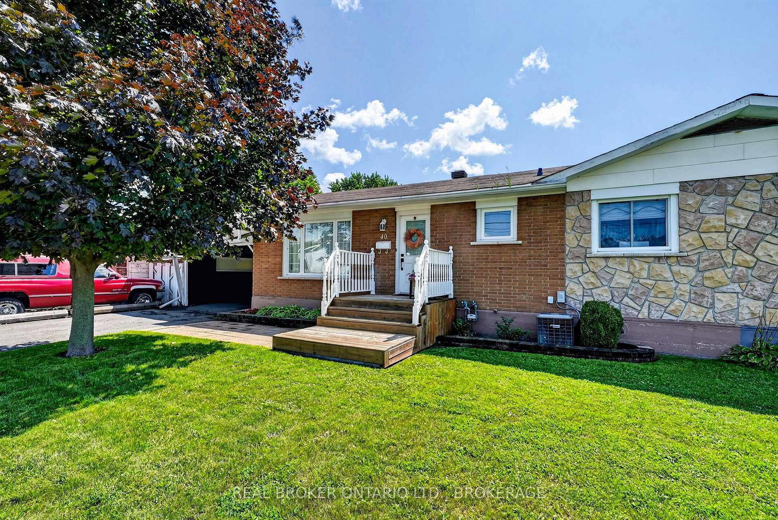 40-mckenzie-street-w-cornwall-ontario-x13670986