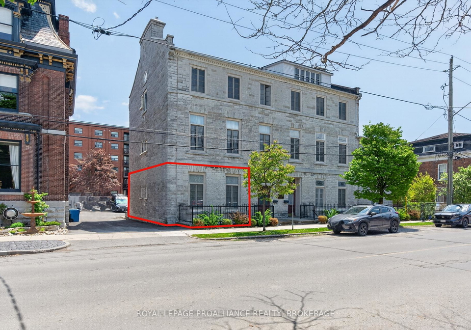 133-king-street-e-kingston-ontario-x13671122
