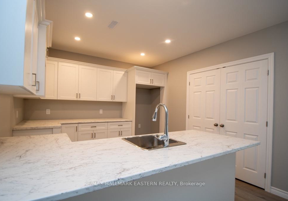 1864-lakehurst-road-trent-lakes-ontario-x13671132