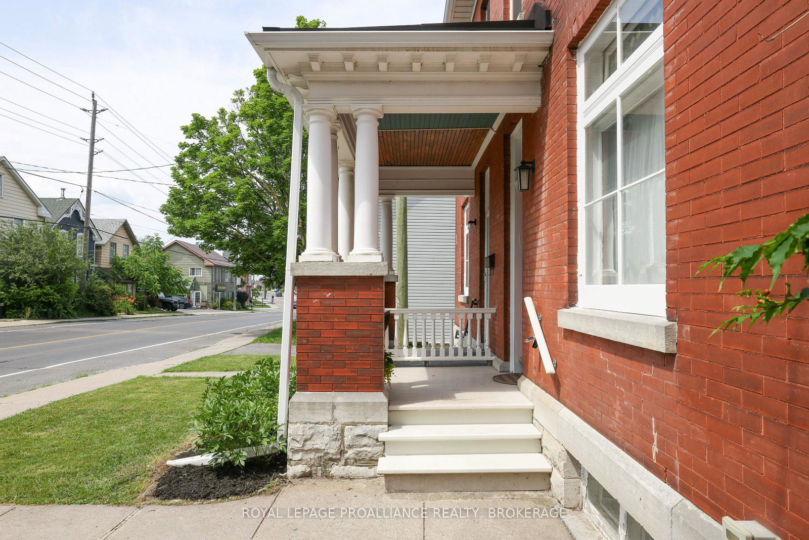 181-montreal-street-kingston-ontario-x13671222
