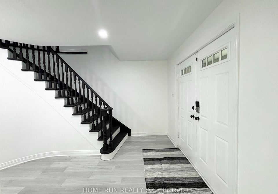 10-westchester-court-ottawa-ontario-x13671392