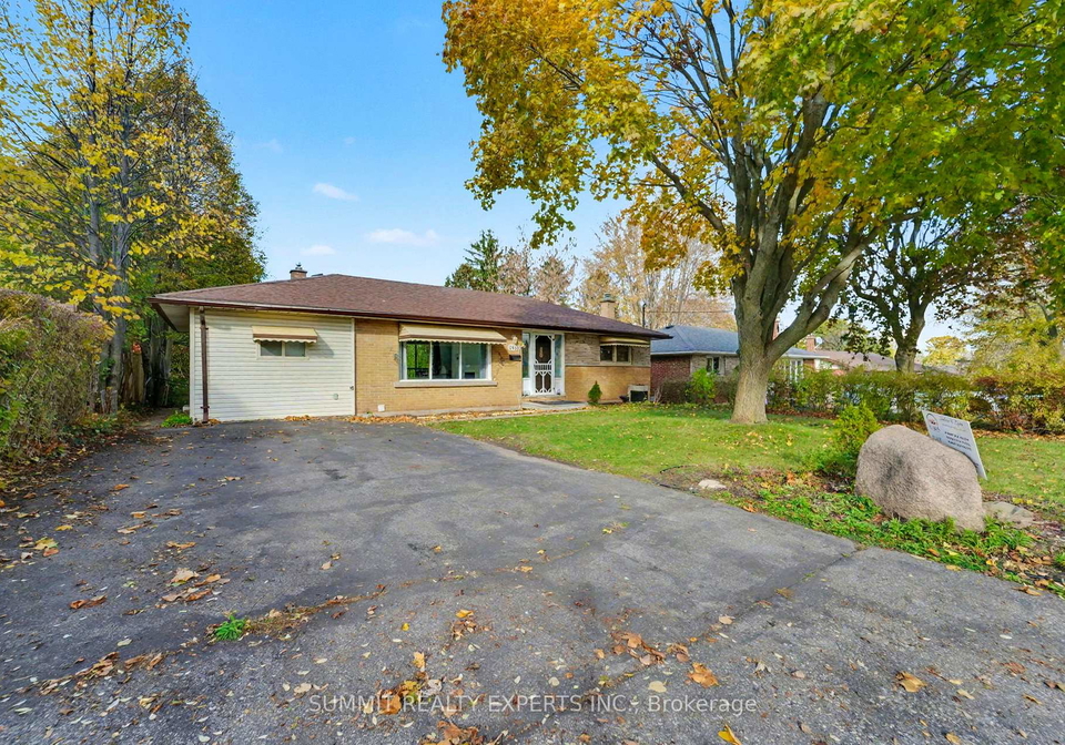 893-cromwell-street-woodstock-ontario-x13671396