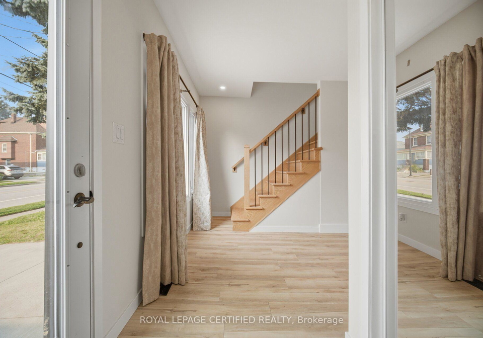 5759-robinson-street-niagara-falls-ontario-x13671476