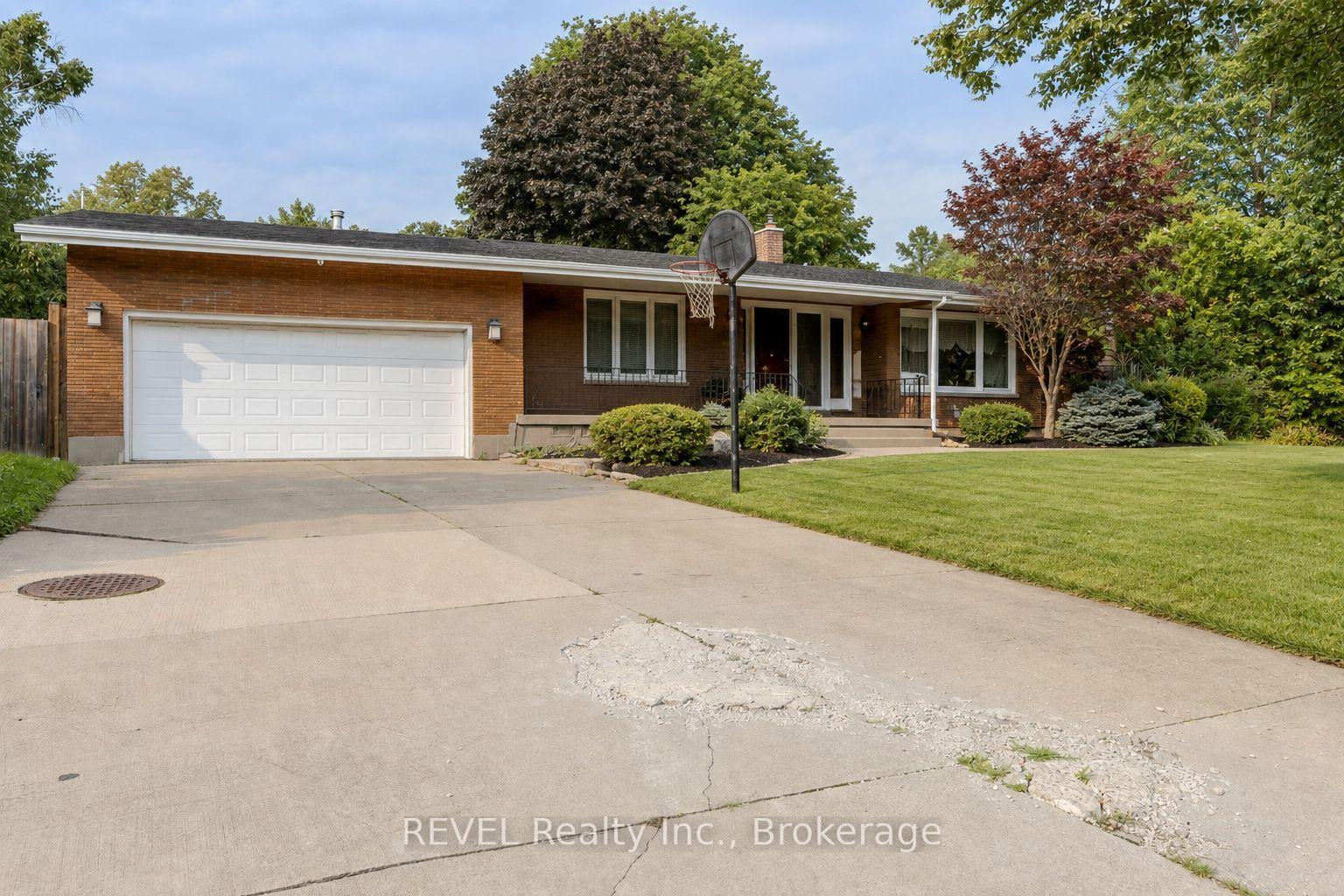 7285-rolling-acres-crescent-niagara-falls-ontario-x13671546