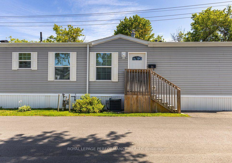 16-eastgate-avenue-ottawa-ontario-x13671656