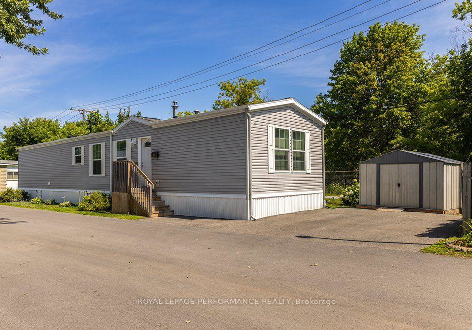 16-eastgate-avenue-ottawa-ontario-x13671656