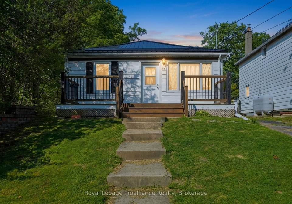 44-geddes-street-belleville-ontario-x13671682