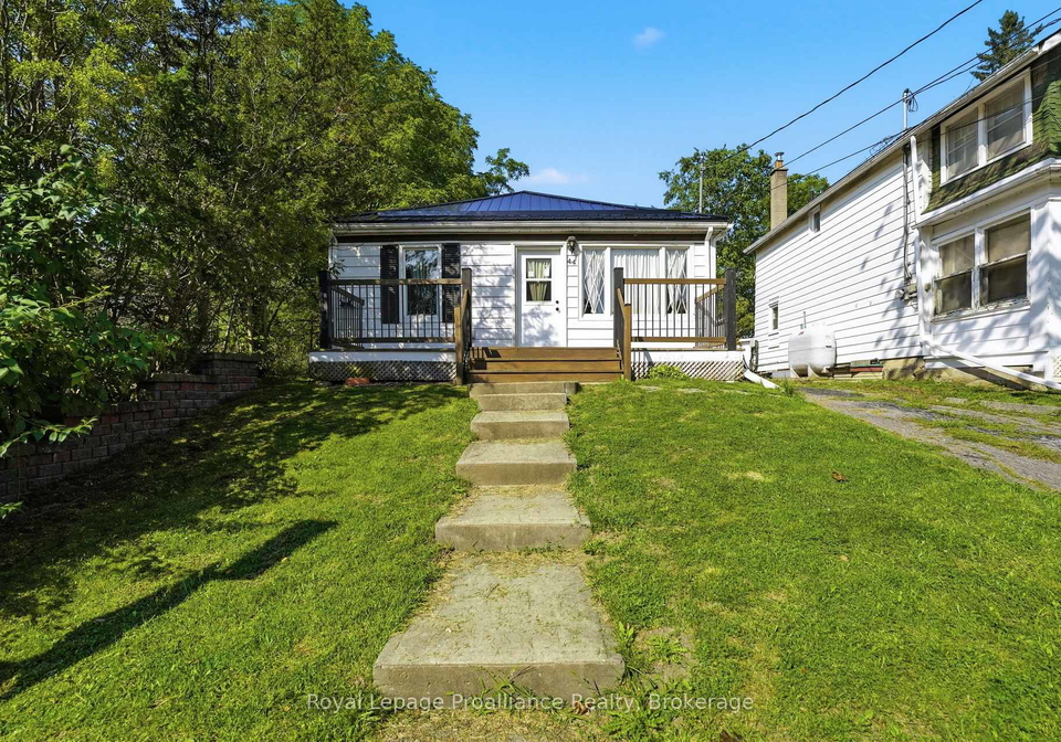 44-geddes-street-belleville-ontario-x13671682