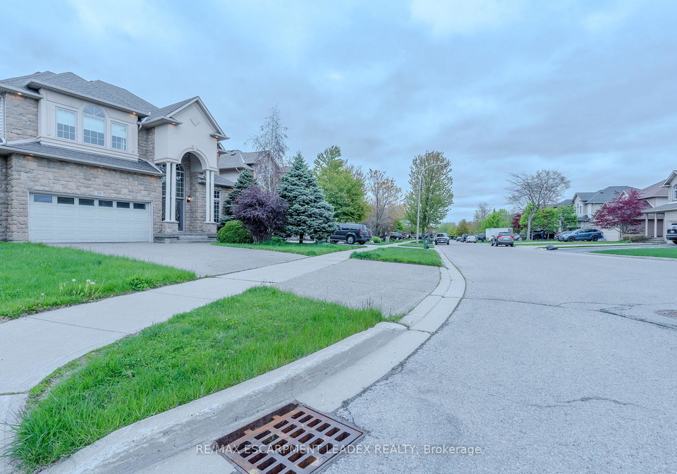 79-moorland-crescent-hamilton-ontario-x13671808
