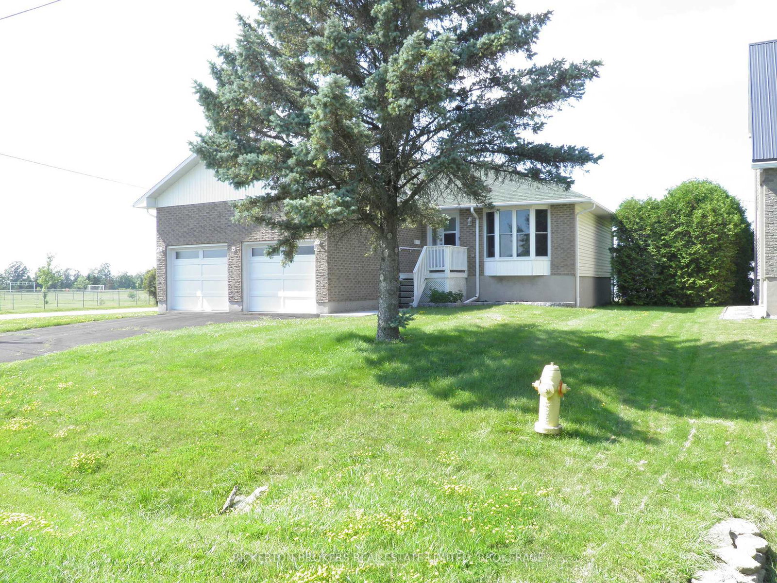 21-frederick-st-street-lansdowne-village-ontario-x13671872