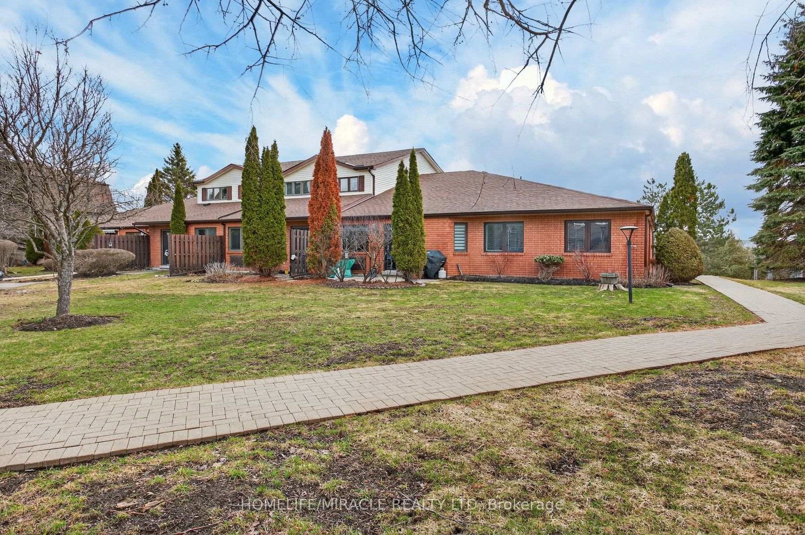 36-champlain-crescent-peterborough-ontario-x13671878