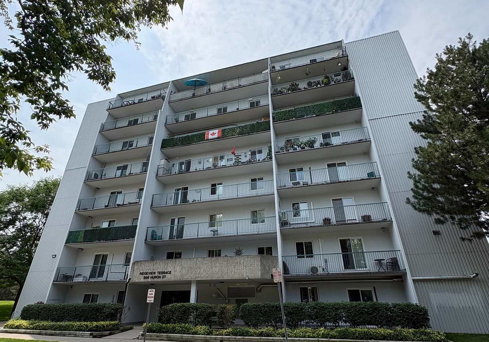 986-huron-street-london-east-ontario-x13671964