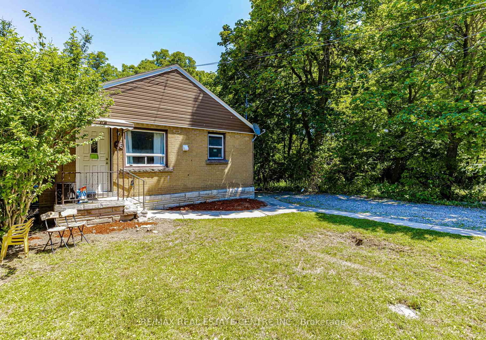 16-ainslie-avenue-hamilton-ontario-x13671982