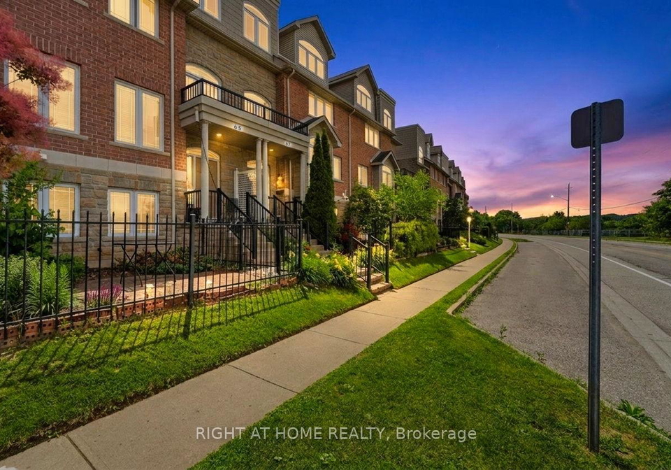 65-wellington-south-cambridge-ontario-x13672004