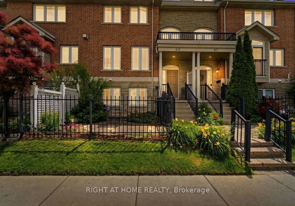 65-wellington-south-cambridge-ontario-x13672004
