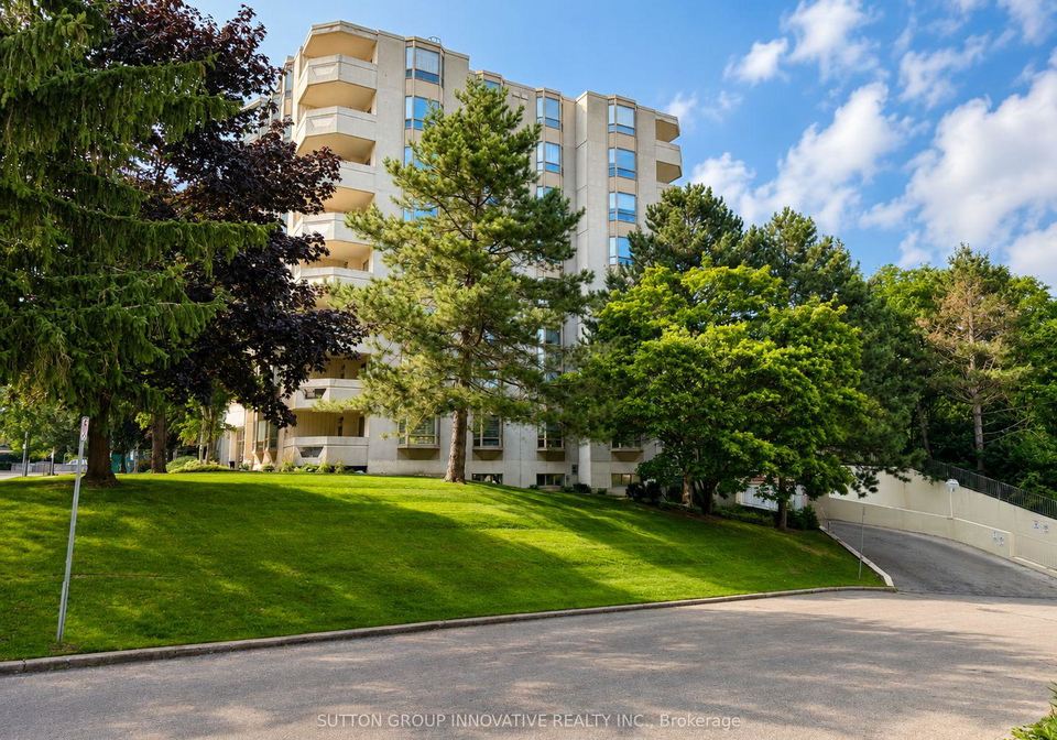 8-village-green-boulevard-hamilton-ontario-x13672008
