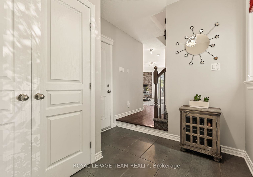 100-brilia-private-ottawa-ontario-x13672114