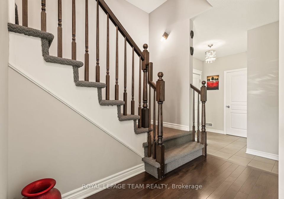 100-brilia-private-ottawa-ontario-x13672114