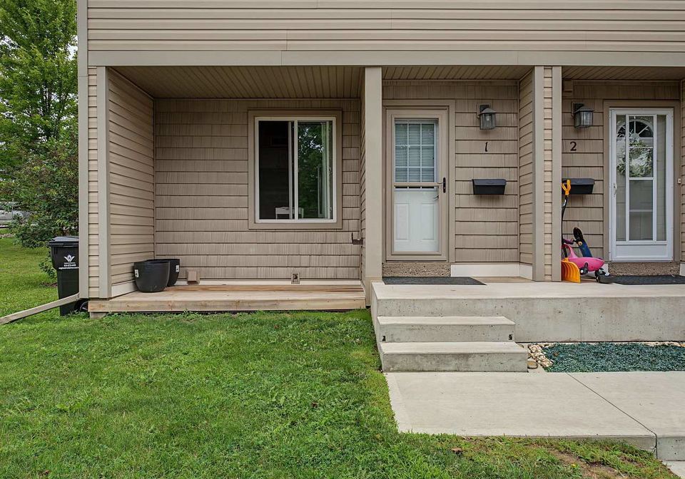 15-green-valley-drive-kitchener-ontario-x13672238