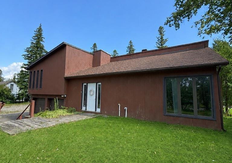 109-111-hillcrest-road-greenstone-ontario-x13672390