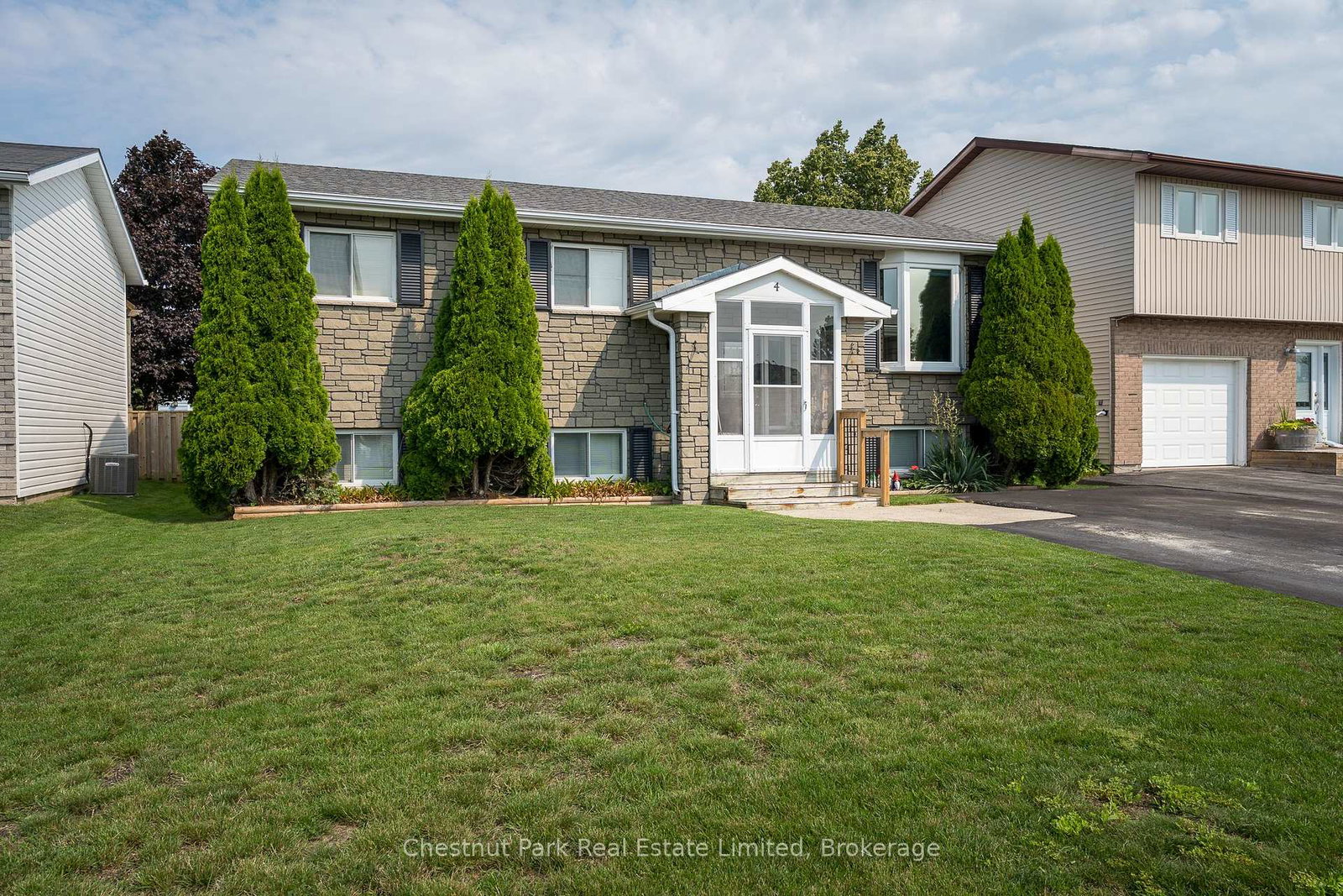 4-first-avenue-prince-edward-county-ontario-x13672484