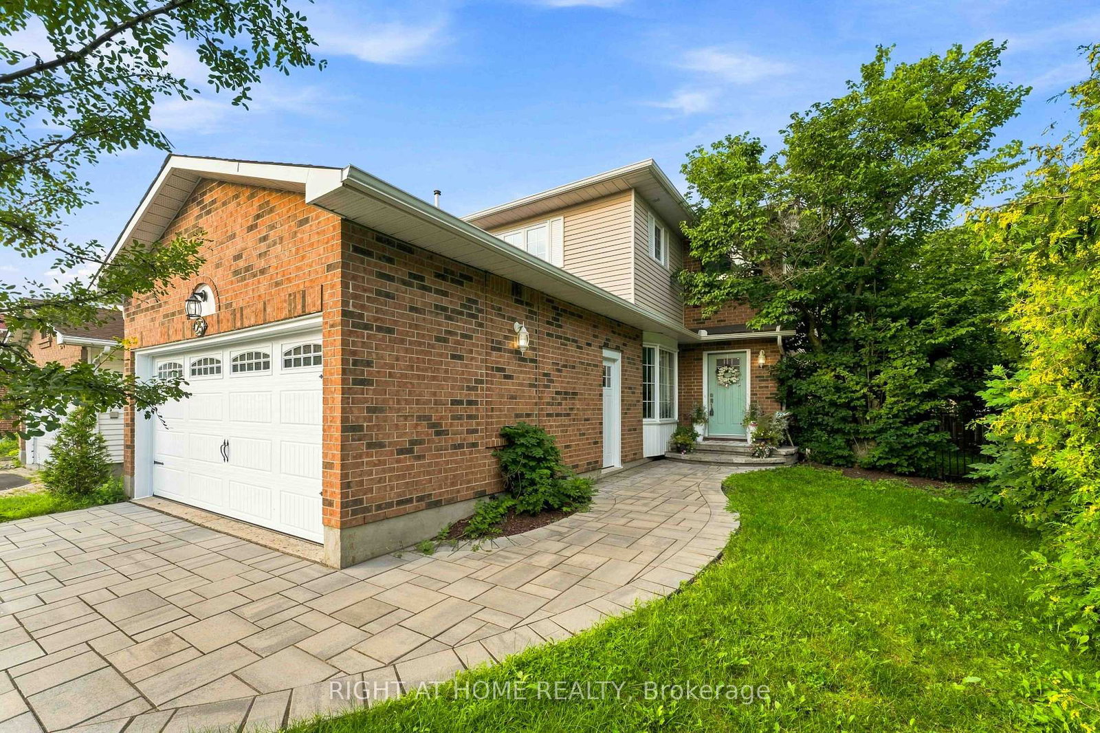 25-waterton-crescent-kanata-ontario-x13672486