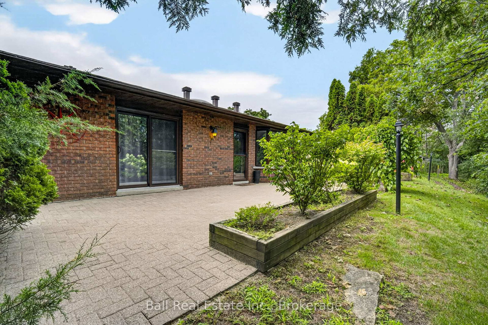 200-east-street-s-kawartha-lakes-ontario-x13672520